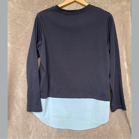 🎉Athleta Gallery Top 2.0, Women’s Size Med, Navy/Quarry Blue - Picture 8 of 8